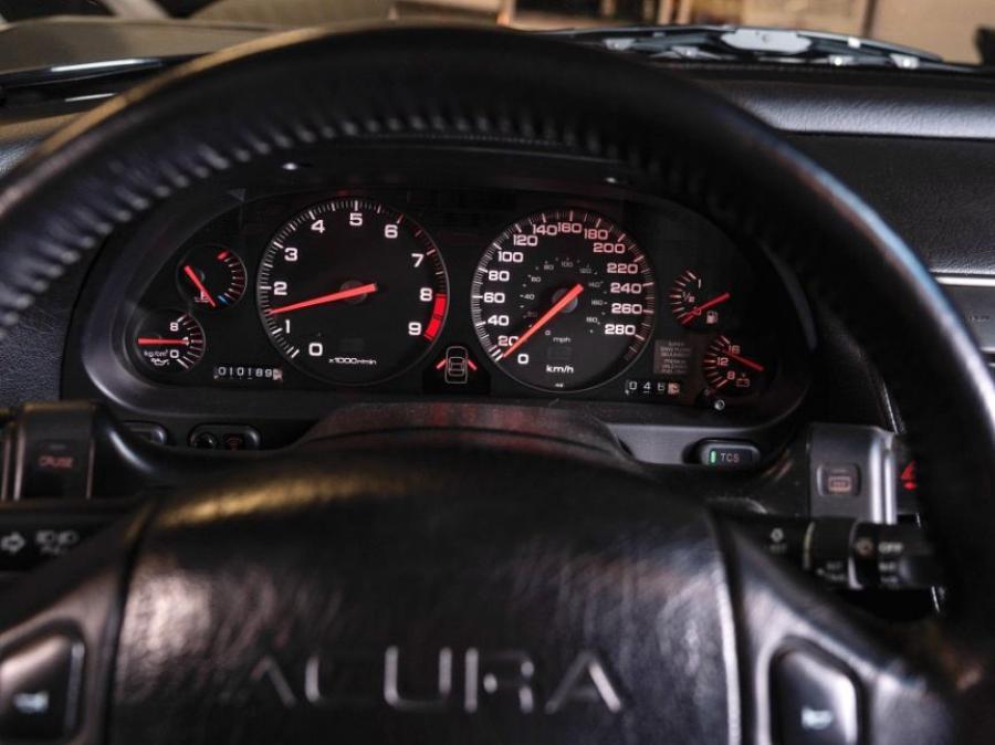 Панель приборов Acura NSX 1991 года  (фото 78 из 97)